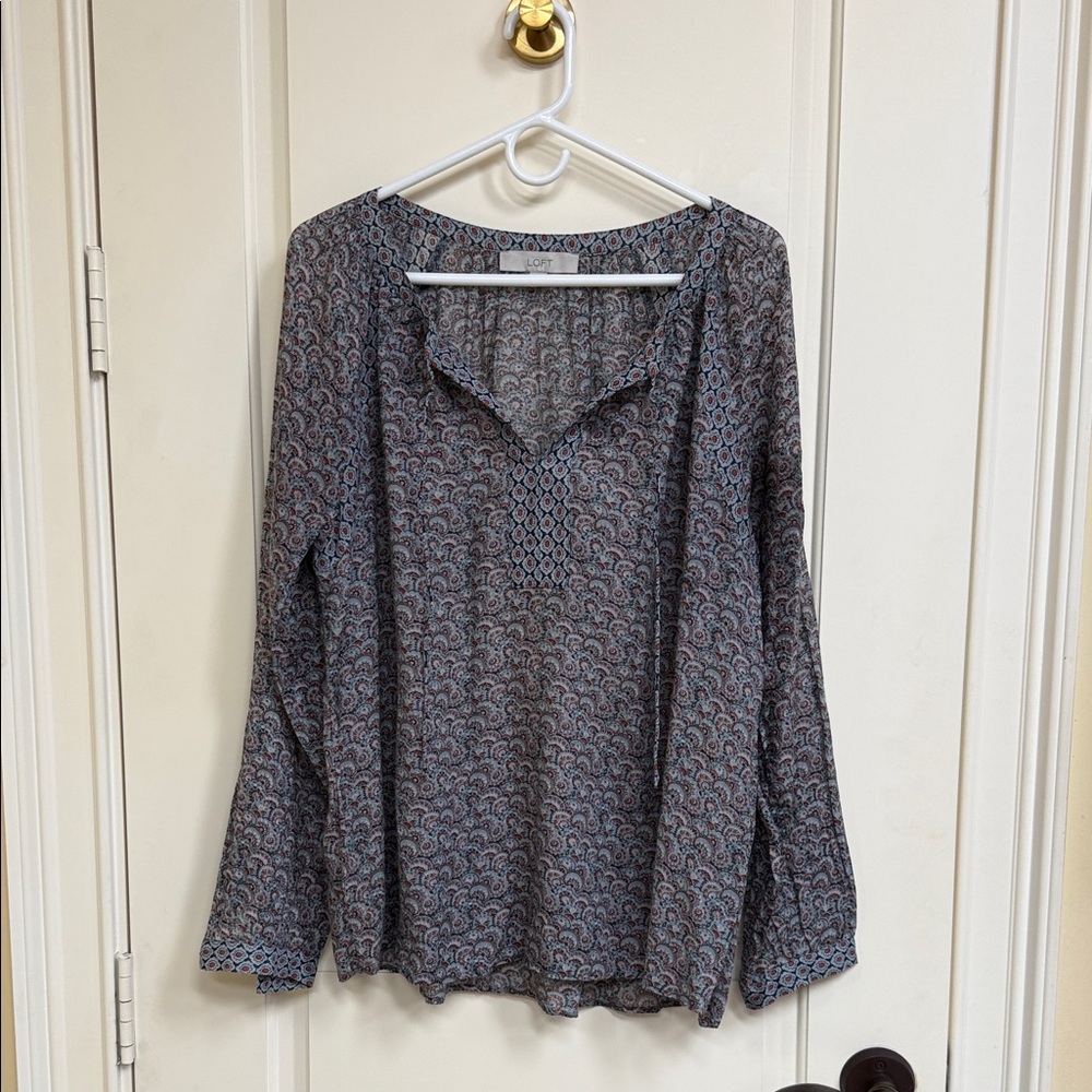 LOFT Women's Geometric Blouse - Black and Blue